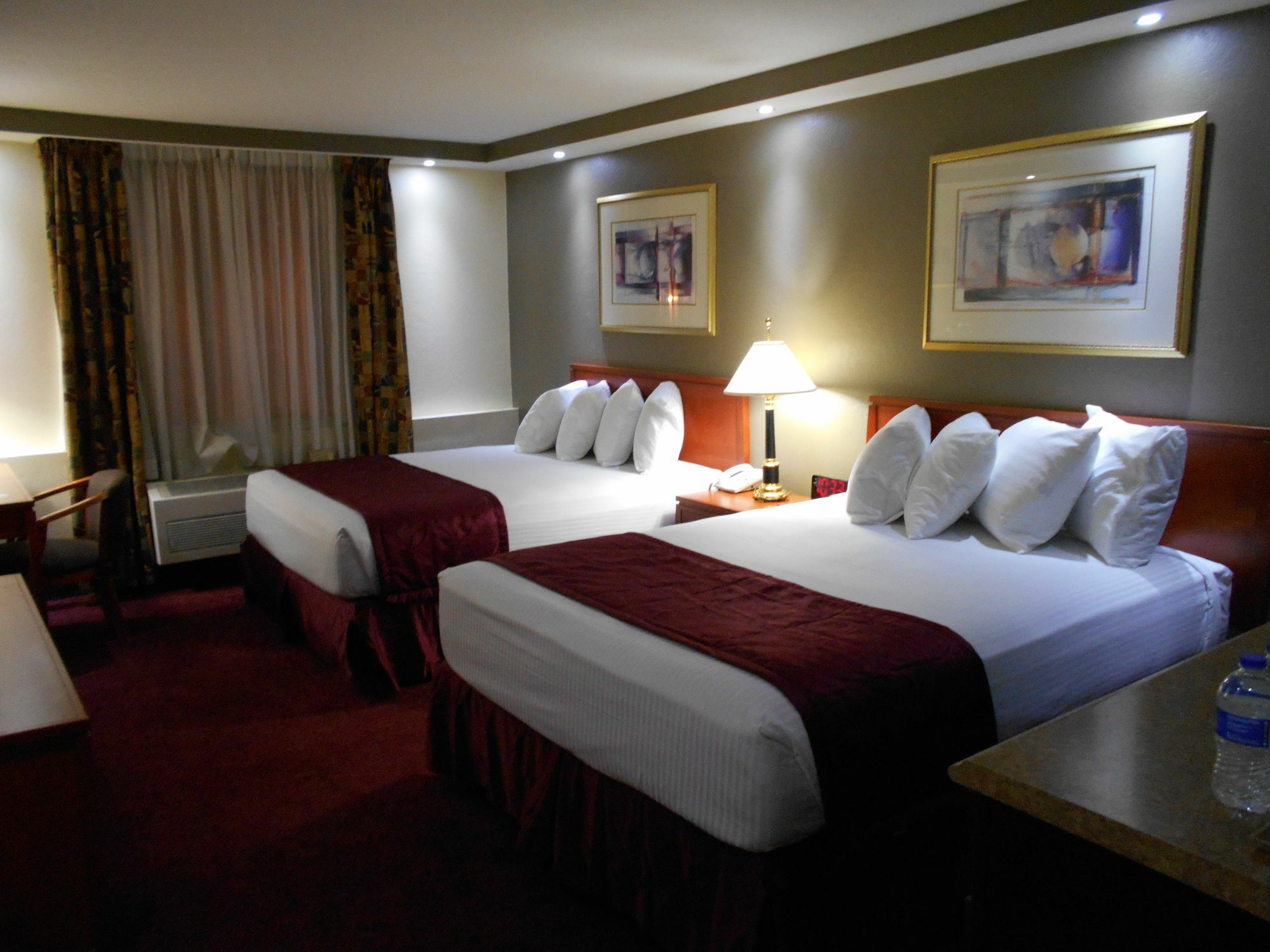 Best Host Inn Plaza Kansas City South Grandview Luaran gambar